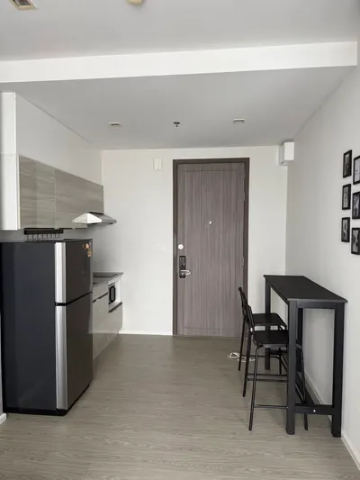 Condo 1 chambre à louer à Quinn Ratchada 17, photo 1 sur 5