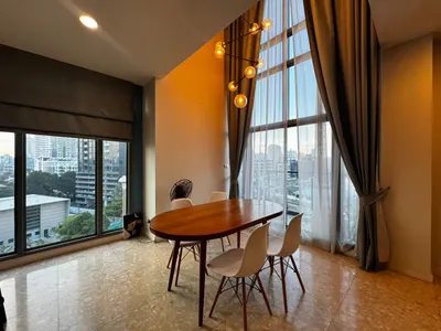 ให้เช่าคอนโด The Crest Sukhumvit 34 รูปที่ 3 จาก 5