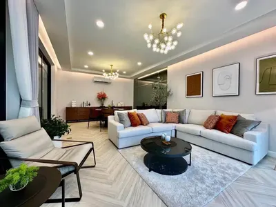 ARL 拉卡邦站附近的5房独栋住宅出租，第4张，共5张