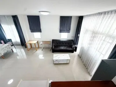 4-bed house for rent near MRT Bang Phlu, photo 4 of 5