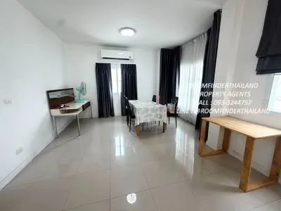4-bed house for rent near MRT Bang Phlu, photo 3 of 5