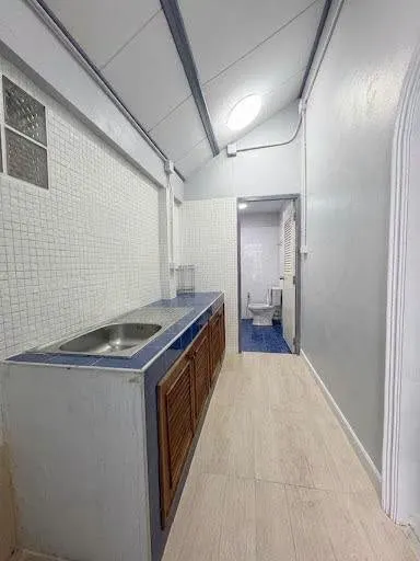 Maison 3 chambres à louer près de la station ARL Ramkhamhaeng, photo 3 sur 5