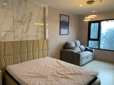 Studio condo for rent at Life One Wireless, photo 3 of 5