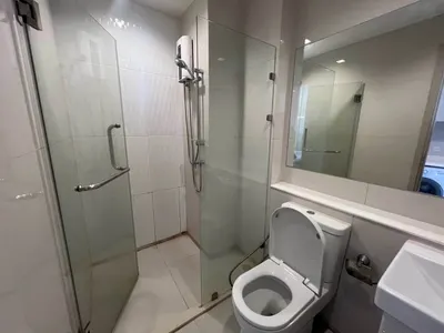 Studio condo for rent at Life One Wireless, photo 5 of 5