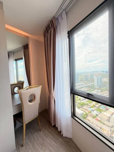 Regent Home Wutthakat Building B的公寓出租，第4张，共5张