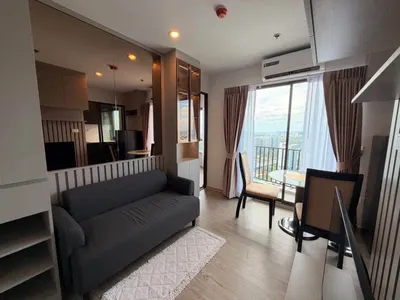 Regent Home Wutthakat Building B的公寓出租，第1张，共5张