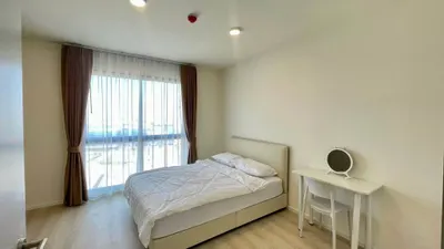2-bed condo for rent near MRT Bang Phlu, photo 3 of 5